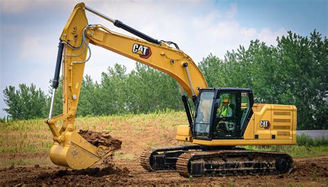 cat cat 323 specs